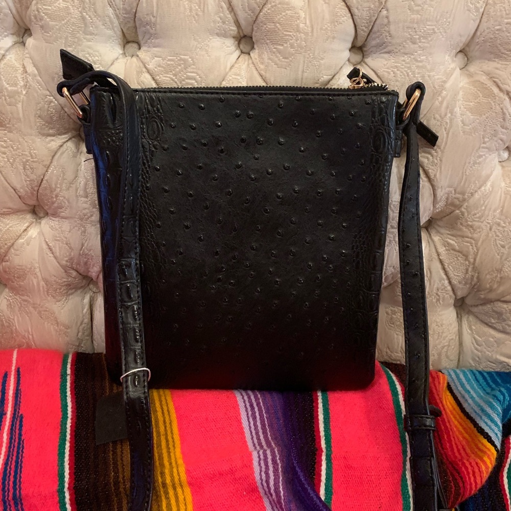 Black Ostrich new multi pocket Crossbody. - Picture 3 of 4
